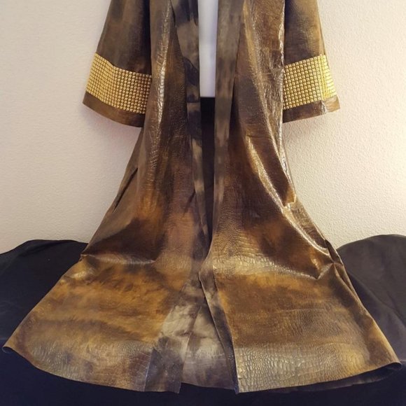 Medieval Tudors Inspired Faux Croc Maxi Coat - Picture 4 of 8